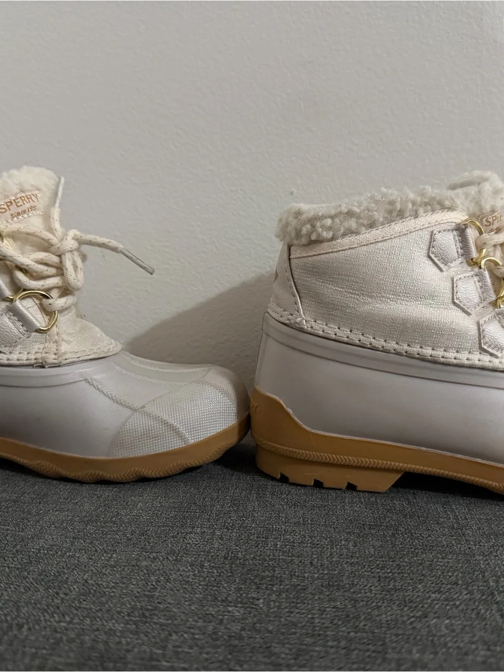 Sperry Kids Cream & Tan Waterproof Lace-Up Duck Boots